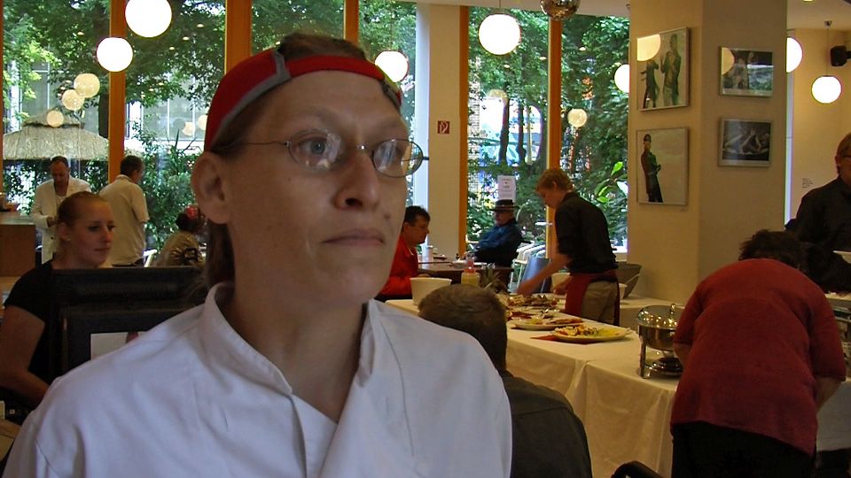 Learning from a professional chef 