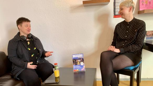 Anastasiis S. und Isabell Herzlieb im Gespräch