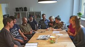 Teambesprechung im Bewohnercafé